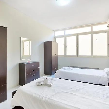 Seafront 3br In Tower Rd Opposite By 360 Estates *