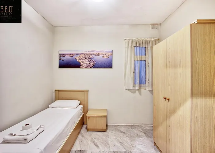 Seafront 3br In Tower Rd Opposite By 360 Estates Sliema