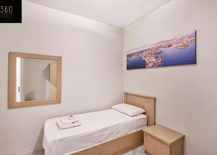 Apartamento Seafront 3br In Tower Rd Opposite By 360 Estates