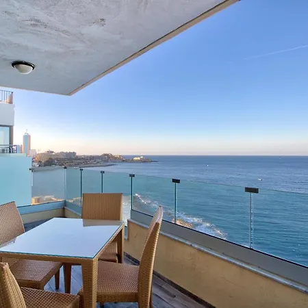 Seafront 3br In Tower Rd Opposite By 360 Estates